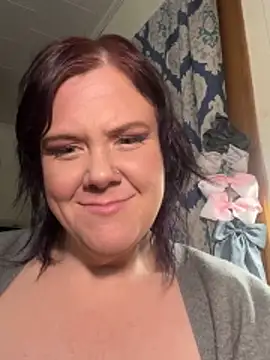 Snapshot of leenieb88 chatting on February 2026 11:04:02 AM leenieb88 online show from February 2026 11:04:02 AM