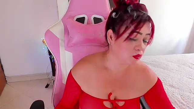 Snapshot of sexyhot_2024 chatting on December 2024 04:49:02 PM sexyhot 2024 online show from December 2024 04:49:02 PM