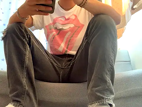 kuma0908 online show from September 2025 12:22:02 AM