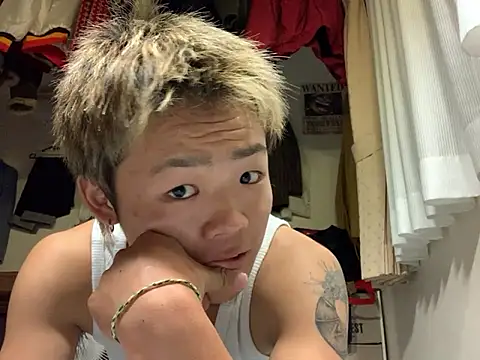 kuma0908 online show from September 2025 12:38:01 PM