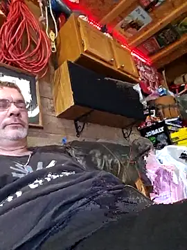 tileguyyy online show from September 2025 06:07:02 PM