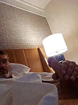 tileguyyy online show from October 2025 05:11:02 AM