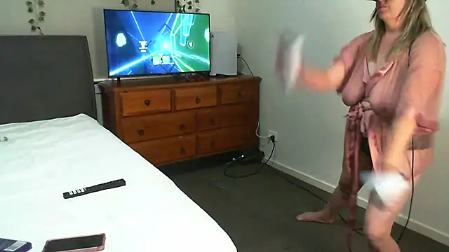 Snapshot of bustyblissxx chatting on December 2024 11:28:02 AM bustyblissxx online show from December 2024 11:28:02 AM