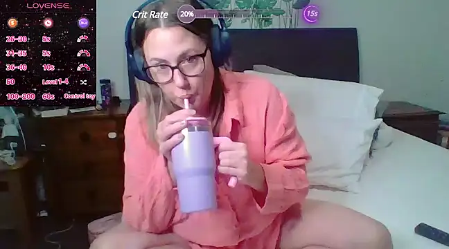 Snapshot of bustyblissxx chatting on January 2025 10:32:02 AM bustyblissxx online show from January 2025 10:32:02 AM