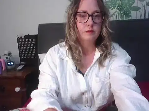 Snapshot of bustyblissxx chatting on January 2025 12:19:02 PM bustyblissxx online show from January 2025 12:19:02 PM