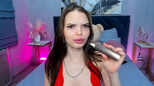 Curvy Dynamite  online show from January 2026 01:20:02 AM