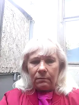 Snapshot of sakura_blonde chatting on September 2025 10:43:02 AM sakura blonde online show from September 2025 10:43:02 AM
