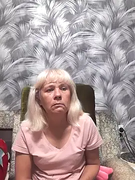 Snapshot of sakura_blonde chatting on October 2025 02:56:02 AM sakura blonde online show from October 2025 02:56:02 AM