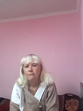 Snapshot of sakura_blonde chatting on September 2025 05:14:01 AM sakura blonde online show from September 2025 05:14:01 AM