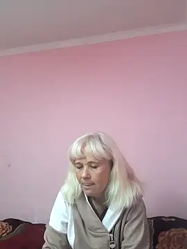 Snapshot of sakura_blonde chatting on September 2025 06:53:02 AM sakura blonde online show from September 2025 06:53:02 AM