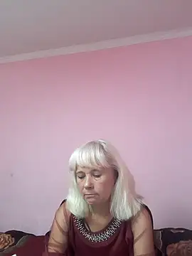 Snapshot of sakura_blonde chatting on September 2025 07:43:02 PM sakura blonde online show from September 2025 07:43:02 PM