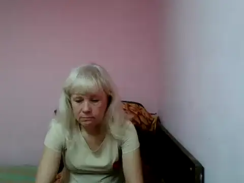 Snapshot of sakura_blonde chatting on March 2025 06:46:02 AM sakura blonde online show from March 2025 06:46:02 AM