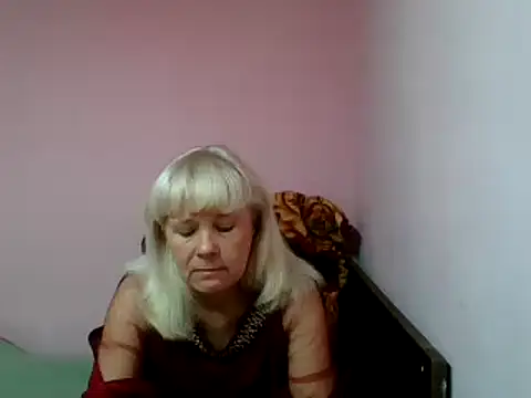 Snapshot of sakura_blonde chatting on February 2025 07:06:02 PM sakura blonde online show from February 2025 07:06:02 PM