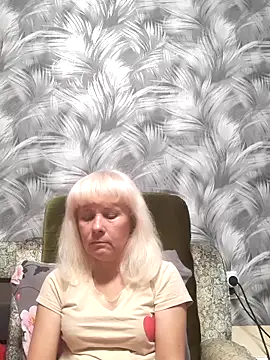 sakura blonde online show from November 2025 06:01:02 PM