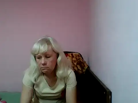 Snapshot of sakura_blonde chatting on March 2025 01:20:02 PM sakura blonde online show from March 2025 01:20:02 PM