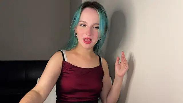 bumble bee online show from February 2025 09:29:01 PM