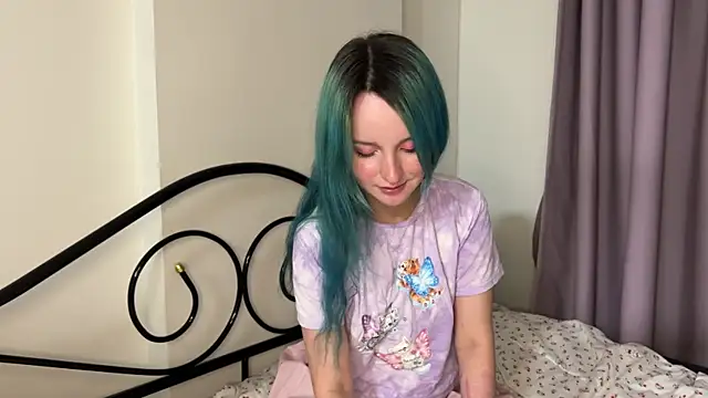 bumble bee online show from February 2025 03:42:01 PM