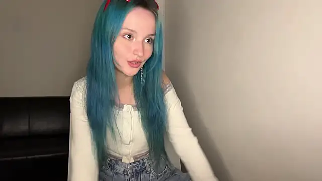 bumble bee online show from January 2025 11:58:02 AM