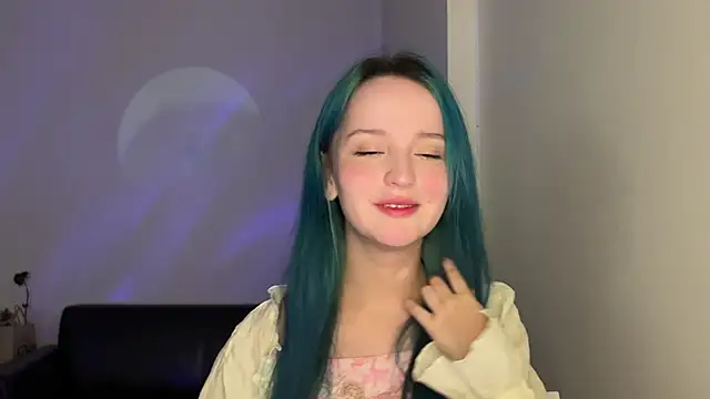 bumble bee online show from January 2025 01:02:01 PM