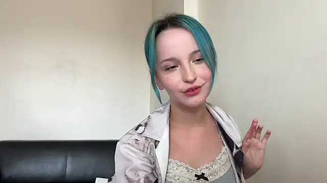 bumble bee online show from December 2024 09:42:01 AM