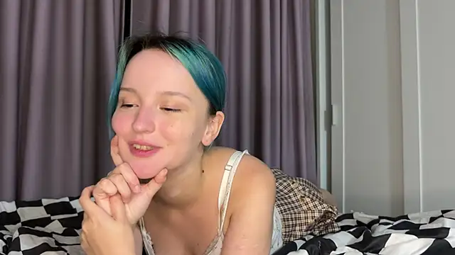 bumble bee online show from January 2025 01:53:02 PM