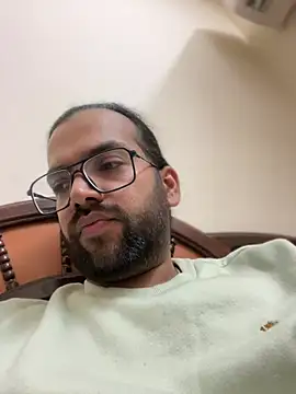 Arsh Loves Luv online show from December 2024 06:16:02 PM