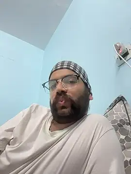 Arsh Loves Luv online show from April 2026 08:39:02 AM