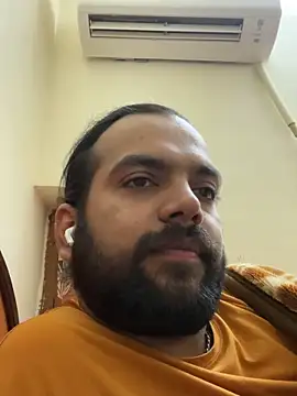 Arsh Loves Luv online show from December 2024 07:52:02 PM