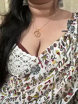 Snapshot of Akhi_Akshaya chatting on February 2025 09:36:01 PM Akhi Akshaya online show from February 2025 09:36:01 PM