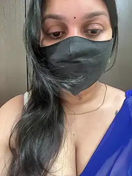 Snapshot of Akhi_Akshaya chatting on March 2025 06:05:02 AM Akhi Akshaya online show from March 2025 06:05:02 AM