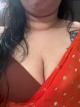 Snapshot of Akhi_Akshaya chatting on January 2025 05:26:02 PM Akhi Akshaya online show from January 2025 05:26:02 PM