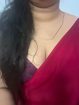 Snapshot of Akhi_Akshaya chatting on February 2025 03:33:01 PM Akhi Akshaya online show from February 2025 03:33:01 PM