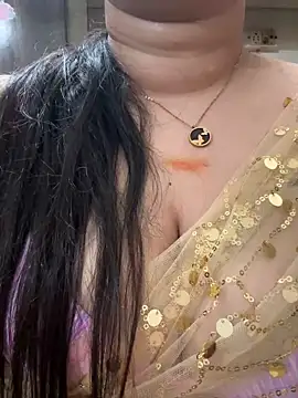 Snapshot of Akhi_Akshaya chatting on December 2024 03:59:02 PM Akhi Akshaya online show from December 2024 03:59:02 PM