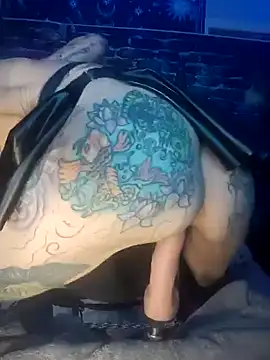 MommyMisfit online show from November 2025 01:16:01 AM