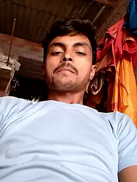 Snapshot of Suraj223kumar chatting on September 2025 01:34:01 AM Suraj223kumar online show from September 2025 01:34:01 AM