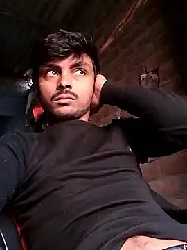 Snapshot of Suraj223kumar chatting on November 2025 01:31:01 AM Suraj223kumar online show from November 2025 01:31:01 AM