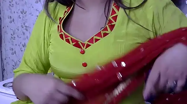 Noor  Kaur online show from March 2025 09:05:02 PM