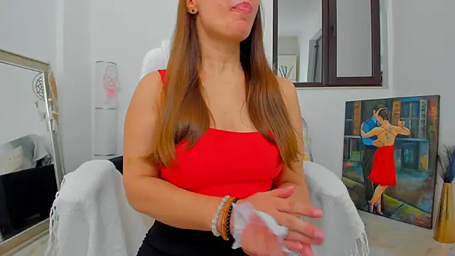 Julya Anna online show from December 2025 04:58:02 AM