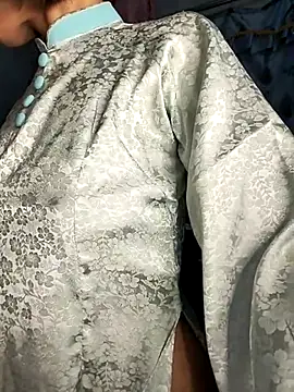 Lucy limon online show from October 2025 07:29:01 AM