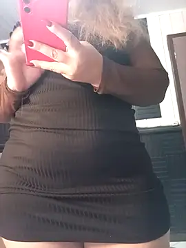 Snapshot of pAuLa_- chatting on October 2025 01:17:02 AM pAuLa - online show from October 2025 01:17:02 AM