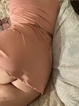 Snapshot of pAuLa_- chatting on March 2025 10:02:01 AM pAuLa - online show from March 2025 10:02:01 AM