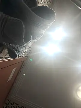 Away Smit online show from February 2026 07:37:01 PM