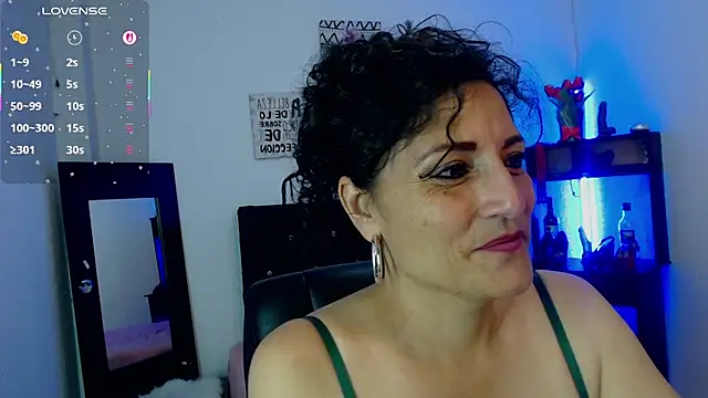 Snapshot of arianna_ros3 chatting on September 2025 04:45:02 PM arianna ros3 online show from September 2025 04:45:02 PM