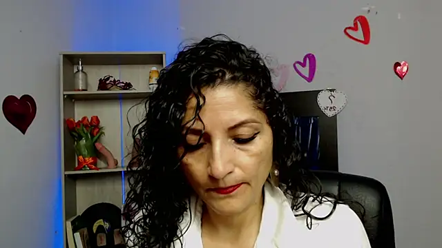 Snapshot of arianna_ros3 chatting on March 2025 03:07:02 PM arianna ros3 online show from March 2025 03:07:02 PM