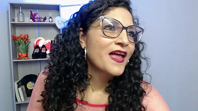 Snapshot of arianna_ros3 chatting on March 2025 06:23:02 PM arianna ros3 online show from March 2025 06:23:02 PM