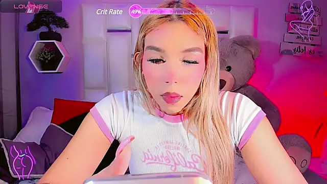 Snapshot of Aileen_18 chatting on January 2025 12:28:01 AM Aileen 18 online show from January 2025 12:28:01 AM