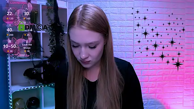 Snapshot of playful_sophie chatting on October 2025 04:51:02 PM playful sophie online show from October 2025 04:51:02 PM