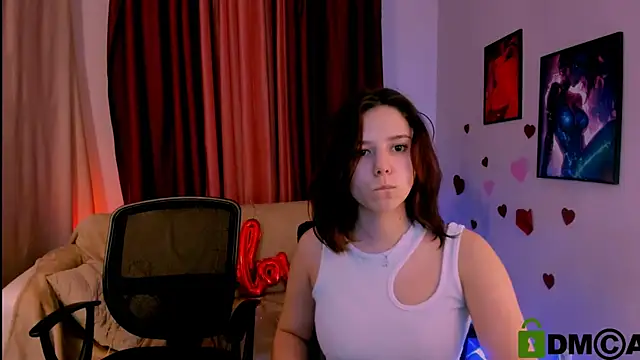 Snapshot of playful_sophie chatting on February 2025 02:30:02 AM playful sophie online show from February 2025 02:30:02 AM