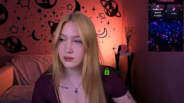 playful sophie online show from May 2026 07:28:02 PM