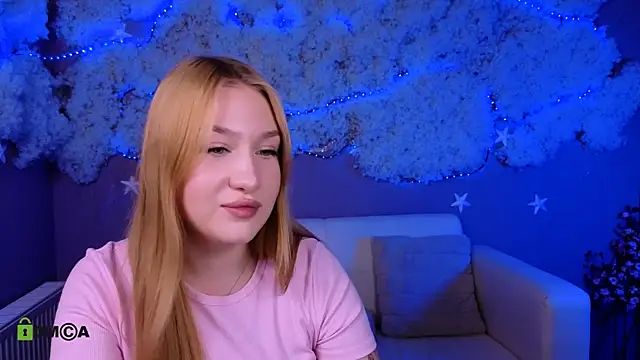 playful sophie online show from March 2026 08:07:01 PM